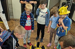 Kindergartenkinder zu Besuch