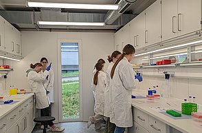 Schülerinnen und Schüler zu Besuch an der Hochschule Pforzheim