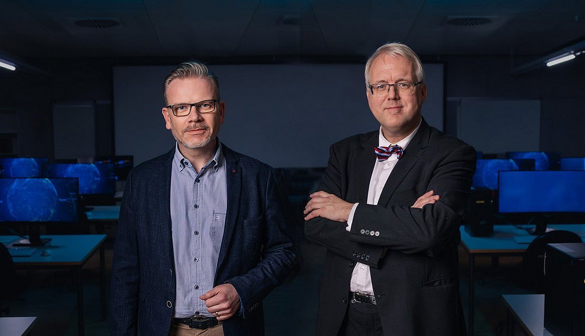 Prof. Dr.-Ing. Guido Sand und Prof. Dr. Ulrich Heinen, Prodekane für den Bereich Informations- und Gesundheitstechnik an der Hochschule Pforzheim.