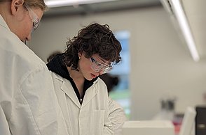 Schülerinnen und Schüler zu Besuch an der Hochschule Pforzheim