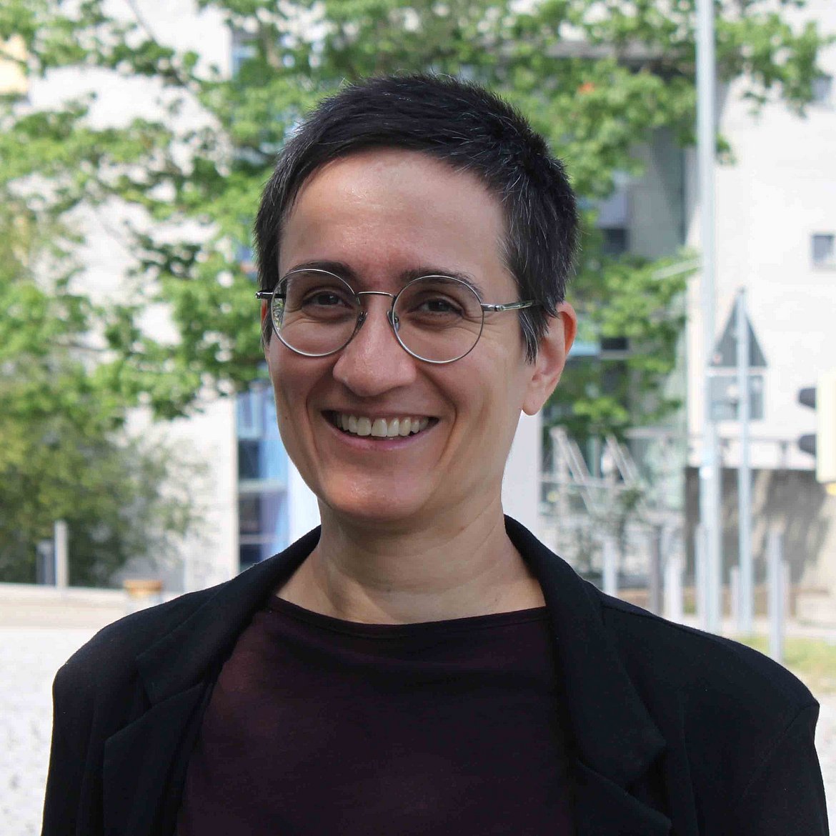 Professorin Dr. Jasmin Mahadevan